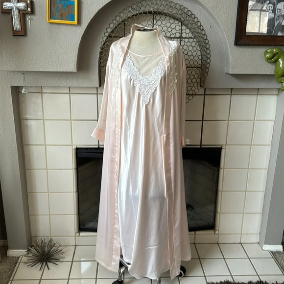 Vintage Dentelle Night Gown & Robe Set blush pink size large - Picture 1 of 13